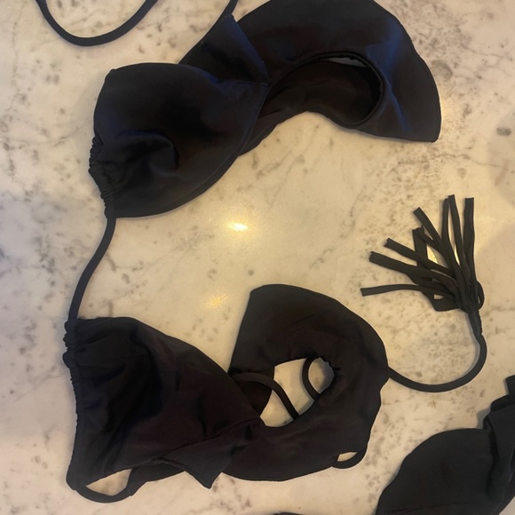 Indah flutter bikini - Picture 2 of 4